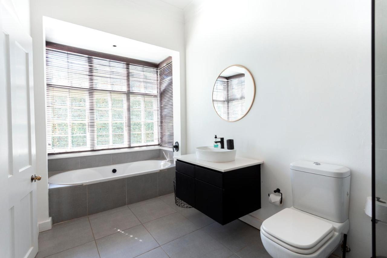 Taunton Manor Hotell Pietermaritzburg Exteriör bild