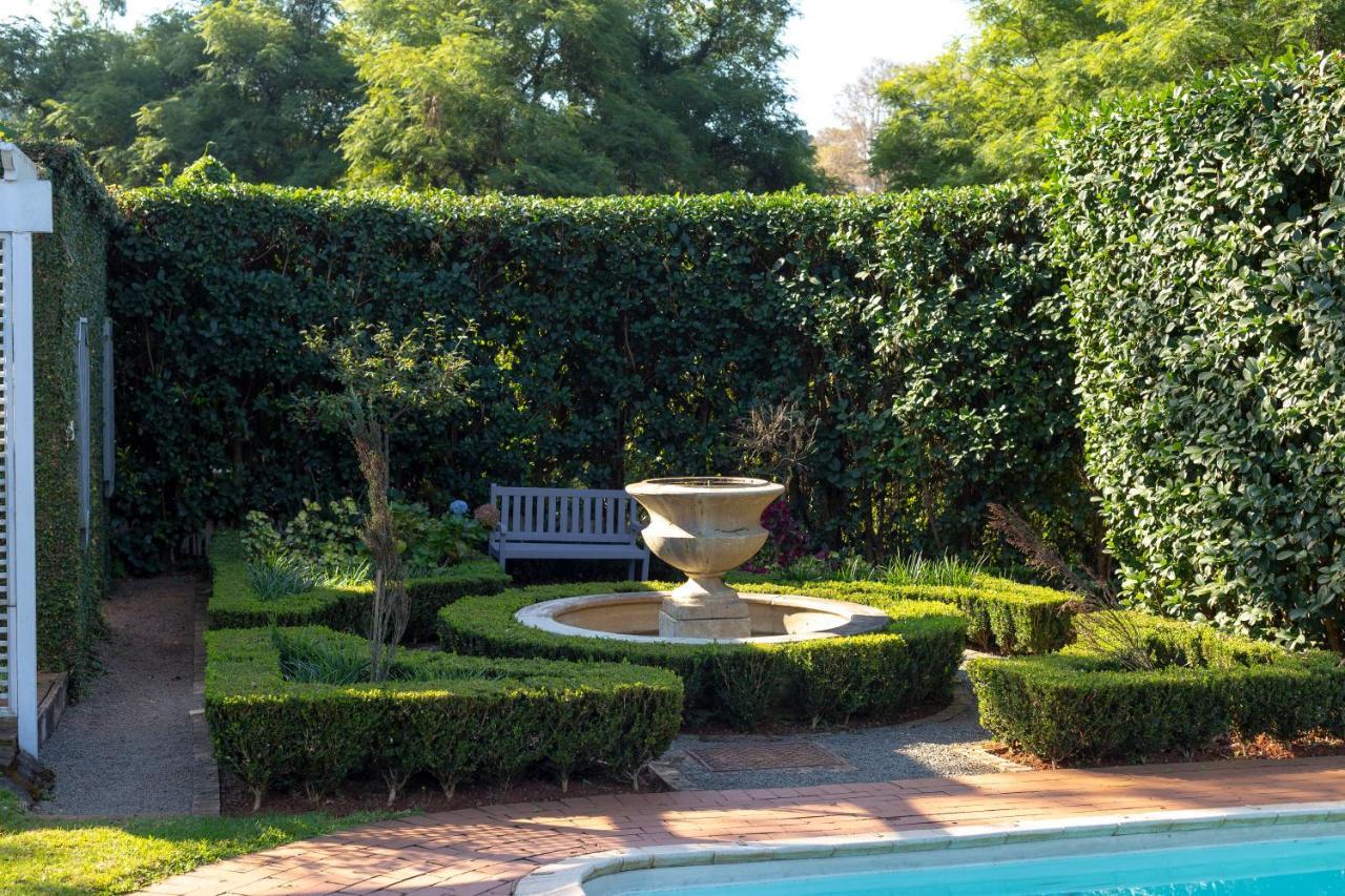 Taunton Manor Hotell Pietermaritzburg Exteriör bild